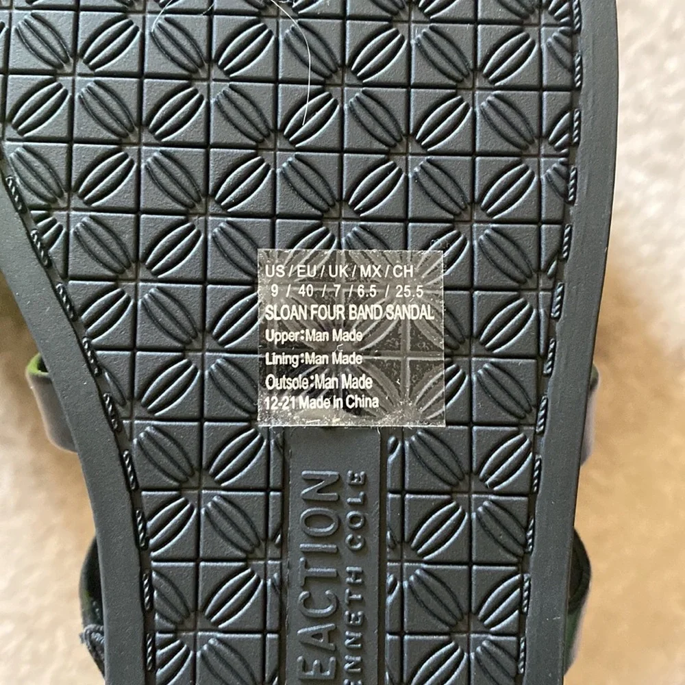 Kenneth Cole Reaction Womens Sloan Four Band Faux Leather Strappy Slide Sandals - Picture 3 of 3